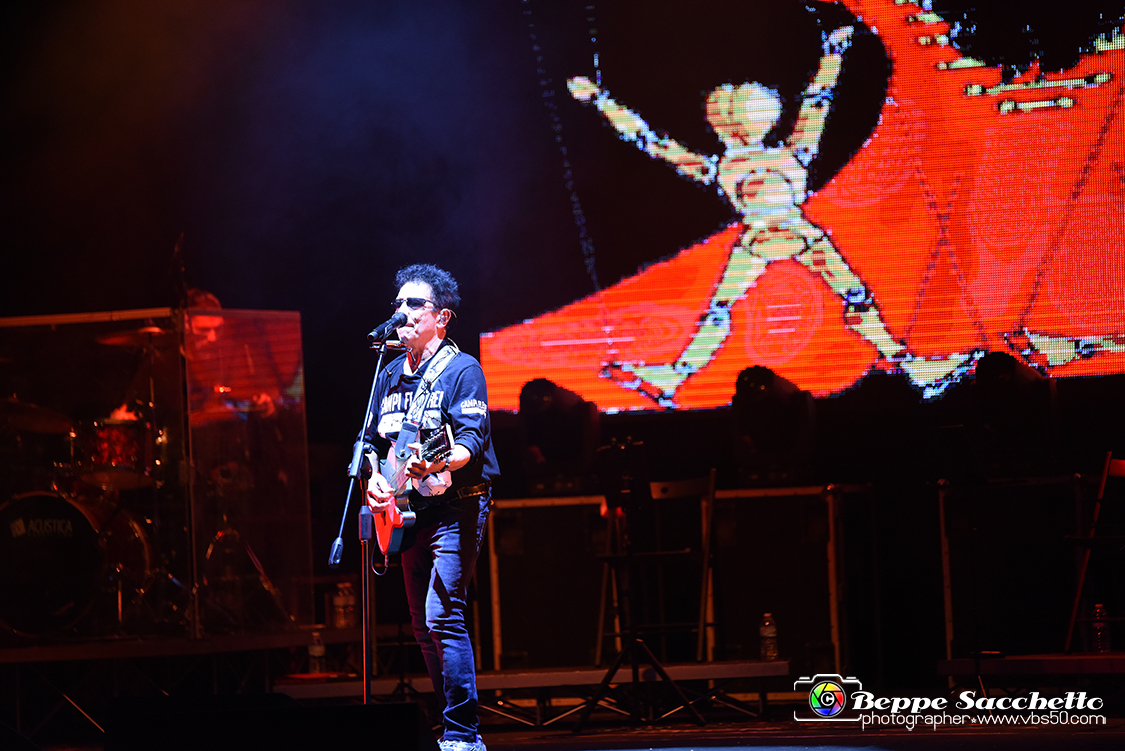 VBS_4103 - Concerto Edoardo Bennato - Peter Pan Rock 'n' Roll Tour.jpg